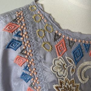 NWT Beautiful Johnny Was BIYA Embroidered Top 🌸